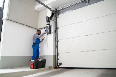Overhead Doors Service in Leesburg, VA