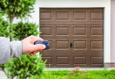 Quicky and Easily Open Your Garage Door Again with Garage Door Remote Repair!